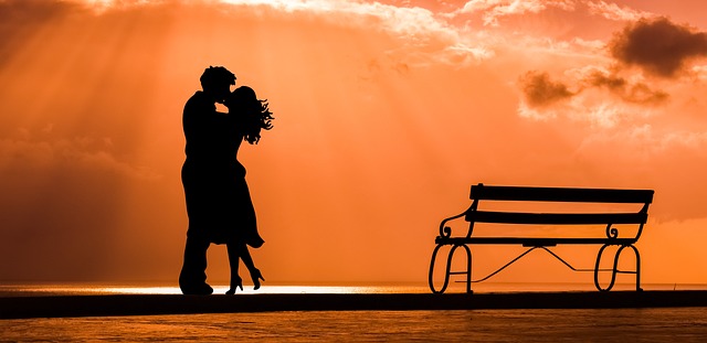 10 ideas románticas para sorprender a tu pareja en un aniversario